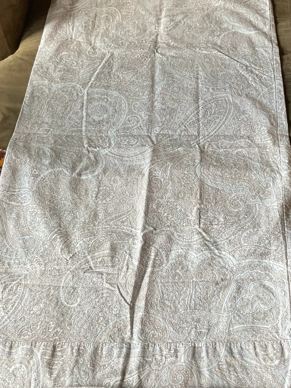 Lauren Ralph Lauren Coral Beach Paisley 2x Gray King Pillowcases